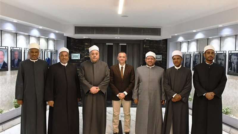 الشيخ أيمن عبدالغني