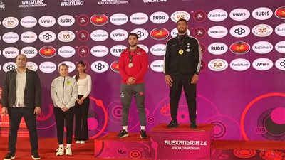 منتخب المصارعة للرجال يحصد 10 ميداليات في البطولة الأفريقية