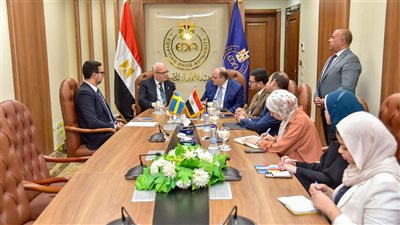 رئيس هيئة الدواء يستقبل سفير السويد لتعزيز التعاون