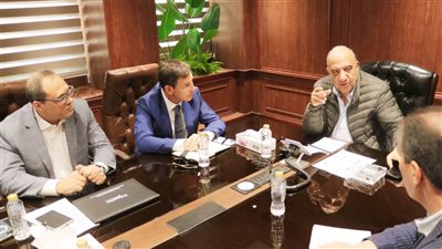 وزير الكهرباء يبحث مع «شنايدر إليكتريك» التوسع فى مبادرة تحسين كفاءة استخدام الطاقة 