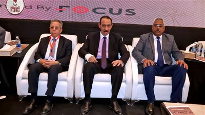 نقيب الأطباء ومحافظ سوهاج يفتتحان المؤتمر الأول لنقابة أطباء سوهاج
