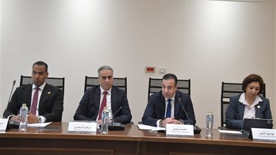 نواب لجنة الاتصالات يدرسون مواجهة ارتفاع سعر الهاتف المحمول محليا