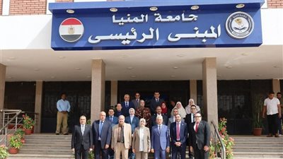 رئيس جامعة المنيا يستقبل فرق المراجعين بهيئة ضمان الجودة لتقييم كليتي التربية والحاسبات