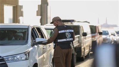 السعودية: غرامة 20 ألف ريال والترحيل للمقيمين المخالفين لشرط الحصول على تصريح للحج