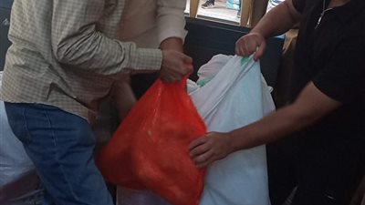 إحباط طرح 438 كيلو بط مجمد منتهي الصلاحية بالأسواق في الغربية