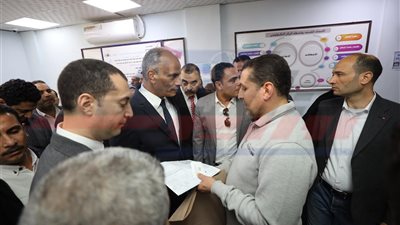 مكي: يتفقد المركز التكنولوجي بقلين ويكلف بإنجاز طلبات التصالح والتقنين