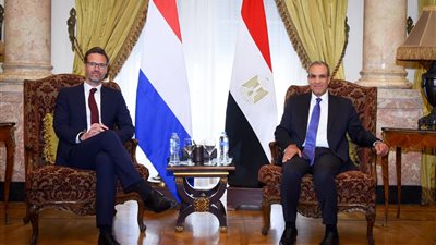 وزير الخارجية يستقبل وزير التجارة والتعاون الإنمائي الهولندى