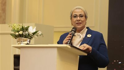 أمل عمار تؤكد أهمية تمكين المرأة داخل الشركات العائلية ودعم الاقتصاد الوطني