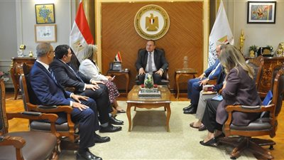 التعليم العالي يبحث مع جامعة بورنموث إنشاء فرع جديد وتعزيز الشراكات الأكاديمية