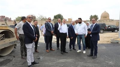 محافظ القاهرة يتابع تطوير الإمام الشافعى وتجهيز الموقف الجديد للسيدة عائشة