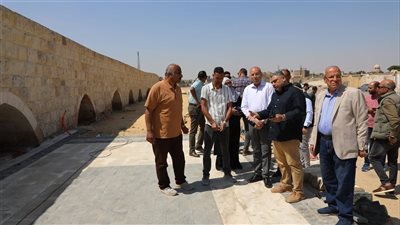 محافظ القاهرة: تحويل السيدة عائشة الى مقصد سياحى يربط  مجمع الاديان وآل البيت والفسطاط