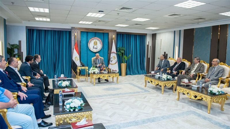وزير الإنتاج الحربي