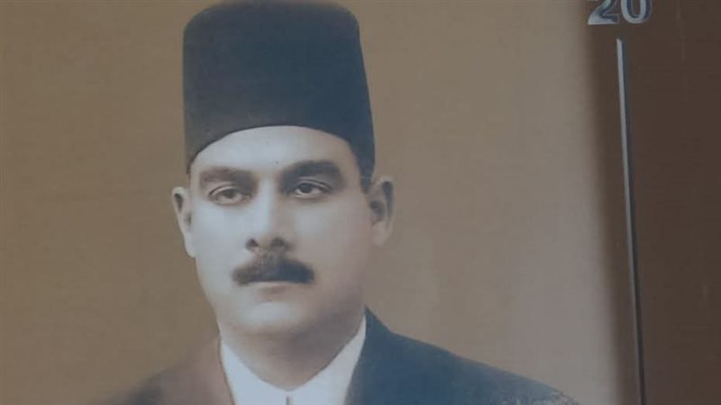 الأديب أحمد آمين