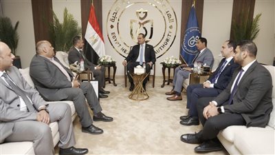  رئيس الرعاية الصحية يتسلم شهادة أيزو في فعالية دولية