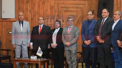 فعاليات المؤتمر السنوي الثامن لطب وجراحة العيون بجامعة كفرالشيخ