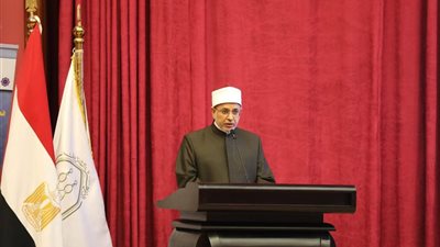 رئيس جامعة الأزهر يدعو لتحسين استثمار الأموال في العالم الإسلامي