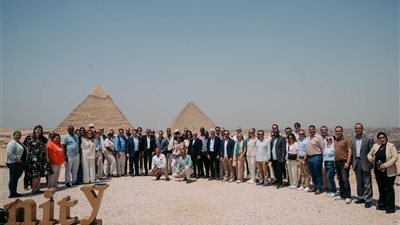وزير الآثار يلتقي المشاركين بفعالية المجلس العالمي للسياحة والسفر (WTTC)
