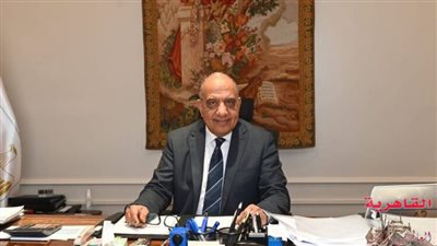 وزير الكهرباء يتابع تنفيذ مشروعات الطاقة الشمسية وطاقة الرياح