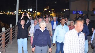 بني سويف تستضيف 29 سائحا ألمانيا ونمساويا بممشى كورنيش النيل 