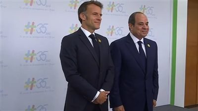 الرئيس السيسي وماكرون يؤكدان أهمية الحفاظ على السلم والاستقرار