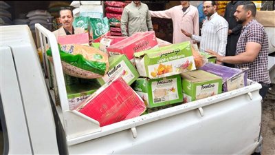 ضبط كميات كبيرة من الحلوى منتهية الصلاحية بحملة مكبرة في طوخ