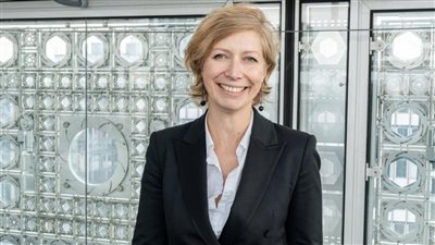 رئيسة معهد العالم العربي: الإسكندرية لؤلؤة البحر المتوسط وسعيدة بالتواجد مع الرئيس الفرنسي بها