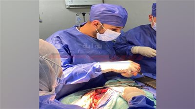 نجاح جراحة معقدة لإزالة ورم على مخ سيدة بالفيوم 