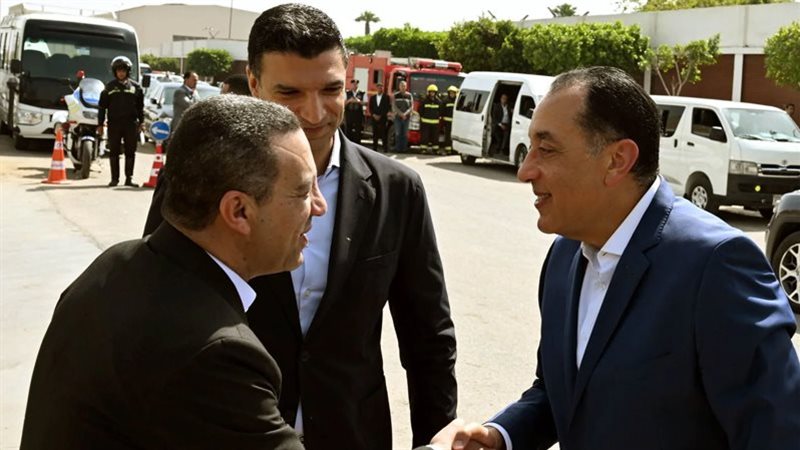 رئيس الوزراء يتفقد