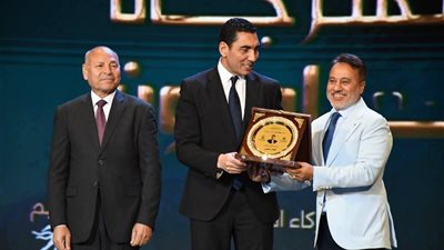 تكريم الفنان إيهاب فهمي في مهرجان إبداع قادرون 