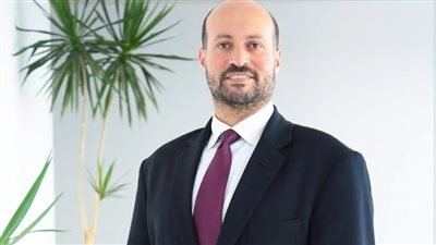 وزير الاستثمار والتجارة الخارجية يعيّن 