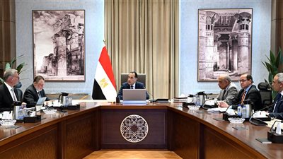 رئيس الوزراء يتابع خطة تدبير الاحتياجات المالية لتوفير احتياطيات الوقود قبل الصيف 