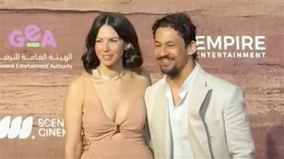 صور .. نجوم فيلم  أسد في العرض الخاص