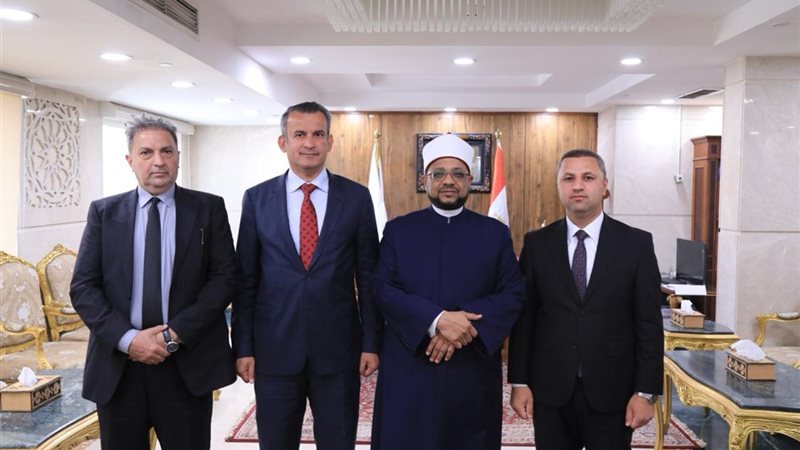د. الجندي خلال استقباله