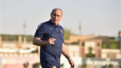 قبل أسابيع من الميركاتو .. سيراميكا كليوباترا يقدم طلبا مهما لإدارة الأهلي