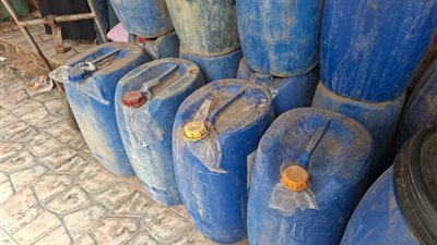 ضبط مصنعين دون ترخيص والتحفظ على 3 أطنان جبن ومنظفات بالغربية