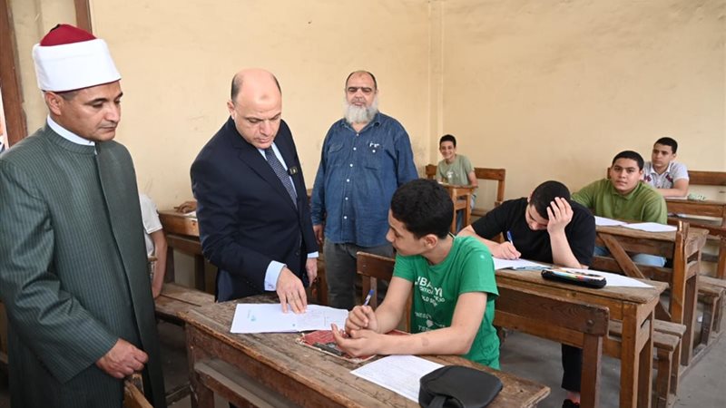 محافظ الغربية خلال