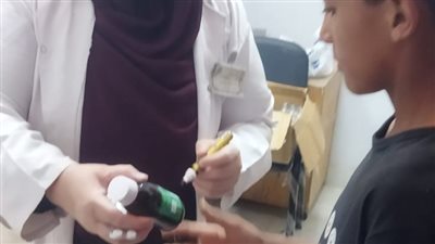 447 خدمة طبية خلال قافلة مجانية بقرية بني خليفة في بني سويف 