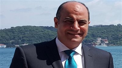 المنافسة تشتعل بين البنوك وصناديق الاستثمار على مدخرات العملاء 