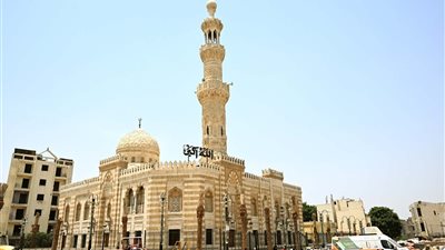 مدبولي يتوجه عبر محور صلاح سالم الجديد لتفقد أعمال تطوير منطقتي السيدة عائشة والسيدة نفيسة