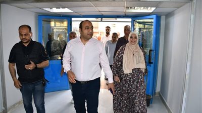 رئيس مياه الشرب بالجيزة يتابع اختبارات المسار الوظيفي للعاملين
