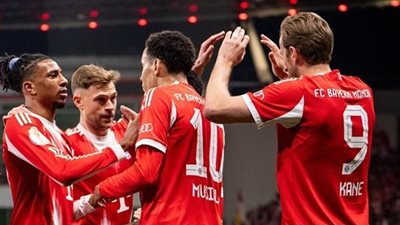 بايرن ميونخ يتسلم درع الدوري الألماني.. وهبوط سانت باولي وهايدنهايم للدرجة الثانية