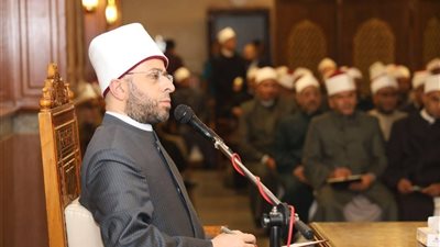 تعزيزًا لجهود المتابعة والحوكمة الإدارية: وزير الأوقاف يجتمع بمديري الإدارات الفرعية على مستوى الجمهورية