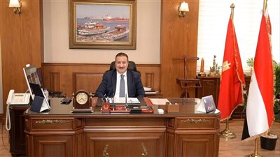 محافظ بورسعيد يوجه بتكثيف حملات جمع الكلاب الضالة وإيداعها بالشلاتر المخصصة