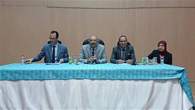 اجتماع موسع لمديريات الزراعة لمتابعة القمح وخطة مشددة لمنع التعديات في العيد