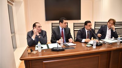 مجاهد: تعيين العاملين بمحاضر مجالس الإدارات بمراكز الشباب ليست مطالب فئوية