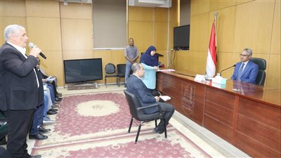 في اللقاء الأسبوعي.. محافظ بني سويف يبحث مطالب و شكاوى المواطنين