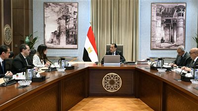 مدبولي يتابع تنظيم السوق العقارية ويبحث إنشاء كيان رسمي للمطورين