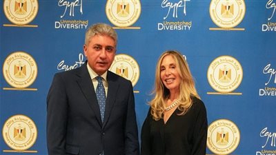 وزير السياحة يلتقي بمسئولي مؤسسة دولية متخصصة في أبحاث واتجاهات صناعة السفر