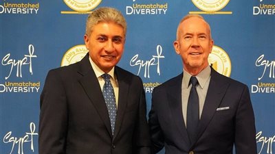 وزير السياحة يبحث استضافة مصر لمؤتمر اتحاد منظمي الرحلات الأمريكي 2027