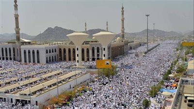 الإدارة الذكية للحج أنظمة مراقبة ومراكز تحكم لتأمين ملايين الحجاج